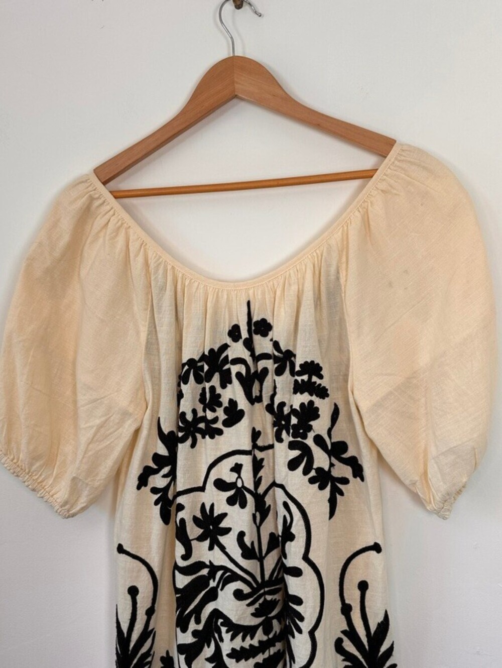 Free People Fiona Embroidered Mini Dress Size M Linen Cream Black - Picture 3 of 5